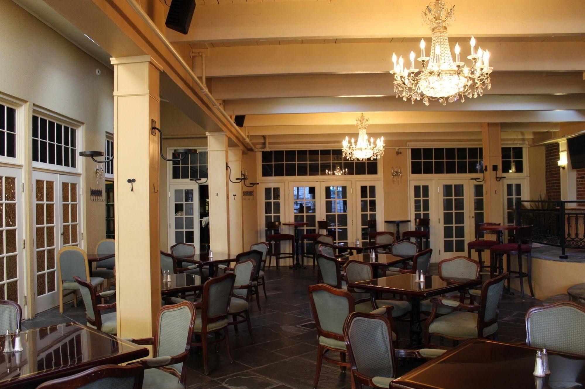 סטארקוויל Hotel Chester מראה חיצוני תמונה