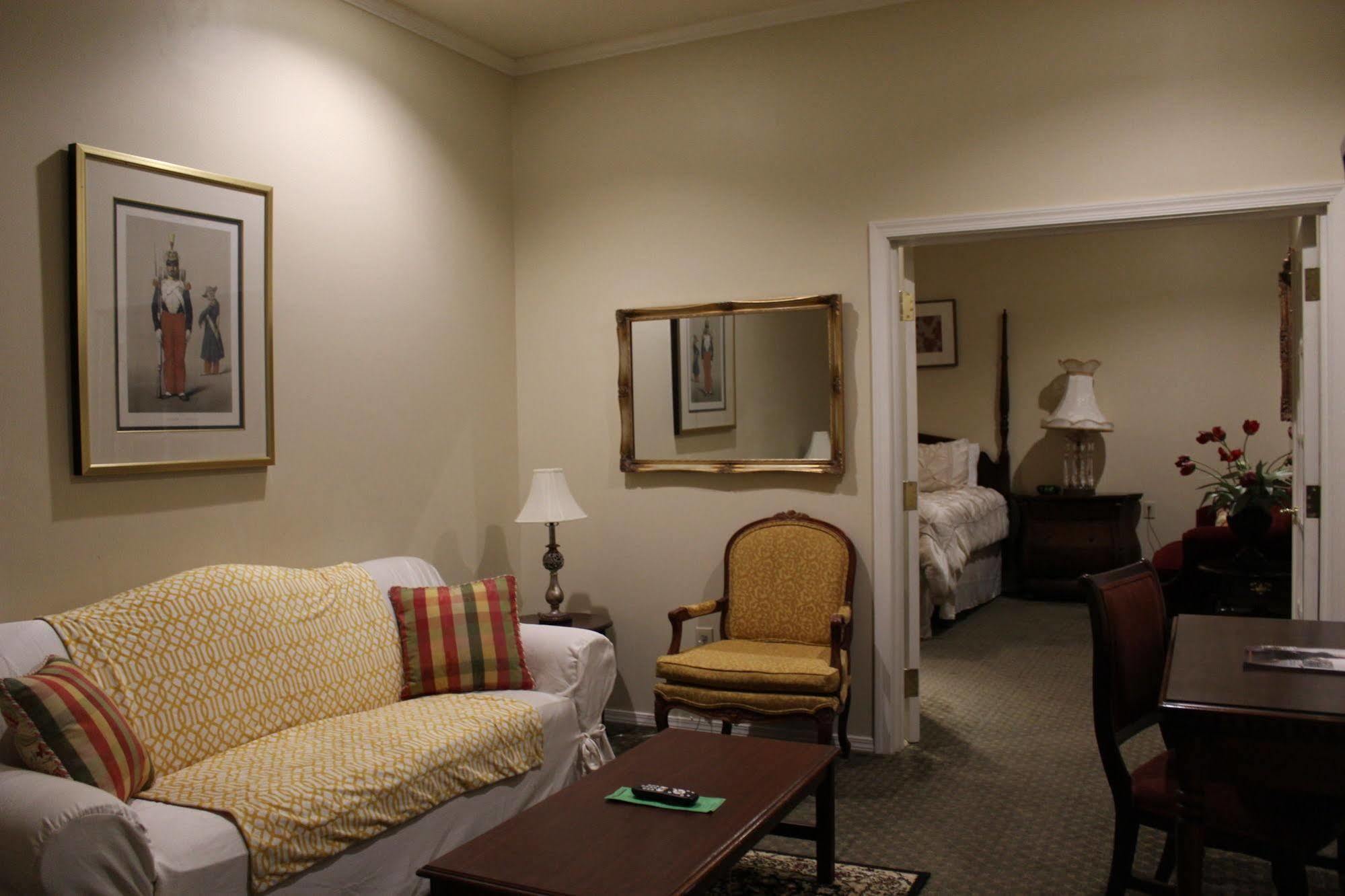 סטארקוויל Hotel Chester מראה חיצוני תמונה