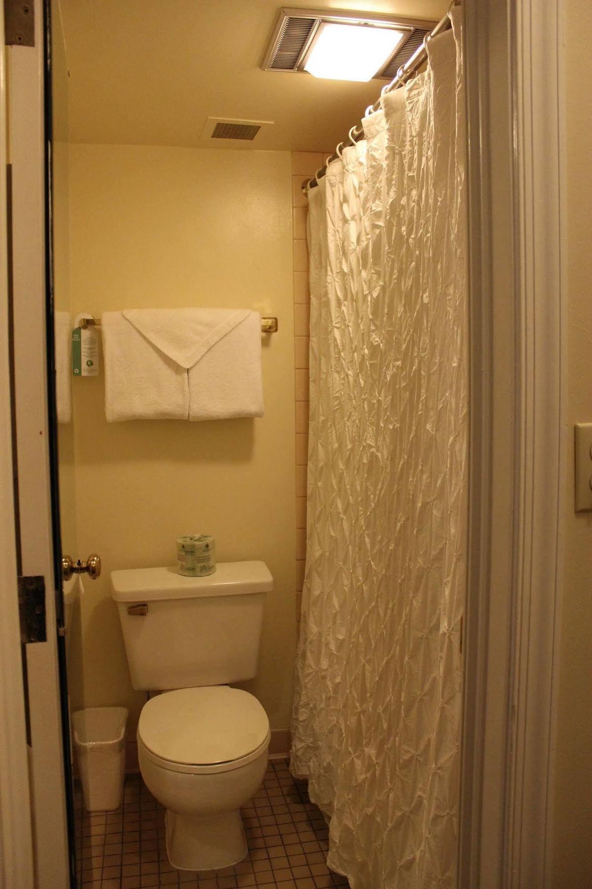 סטארקוויל Hotel Chester מראה חיצוני תמונה