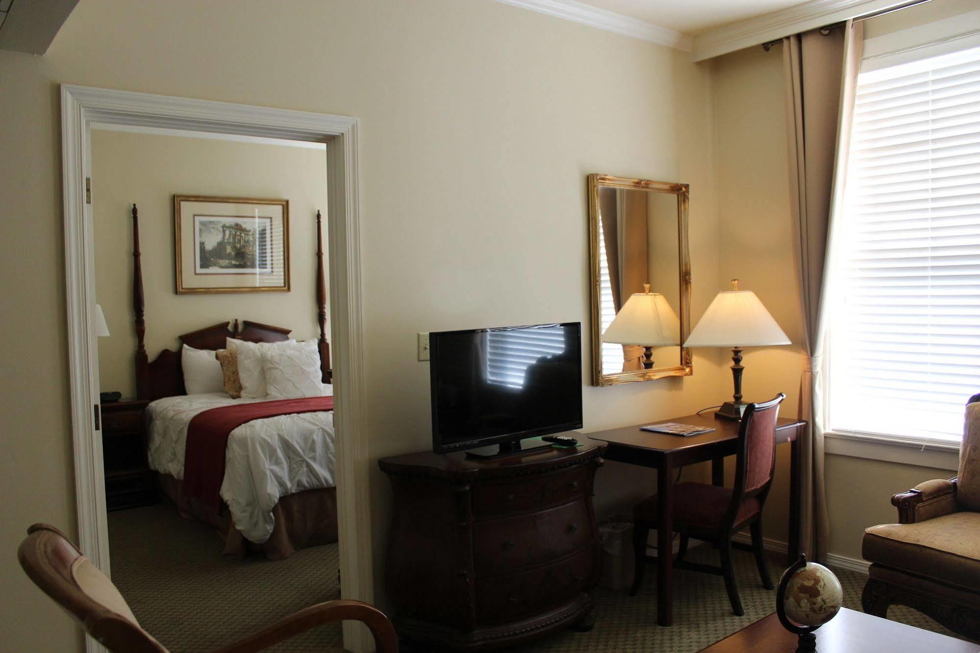 סטארקוויל Hotel Chester מראה חיצוני תמונה